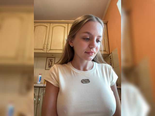 Sweet_Darina233
