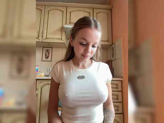 Sweet_Darina233 webcam