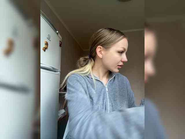 Darina_Royce_ webcam