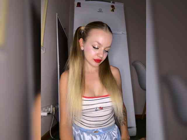 Sweet_Darina webcam