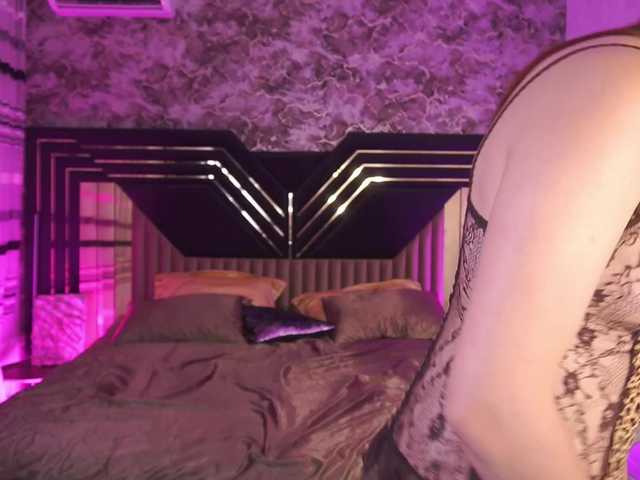 DawnGwin live webcam show