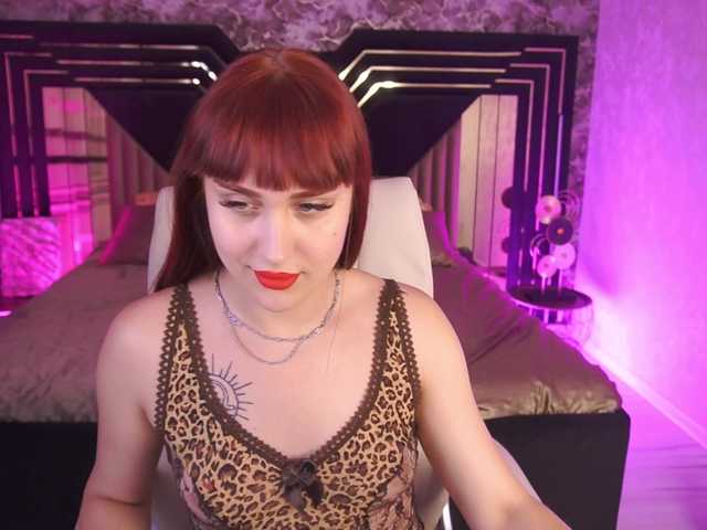 DawnGwin live webcam show