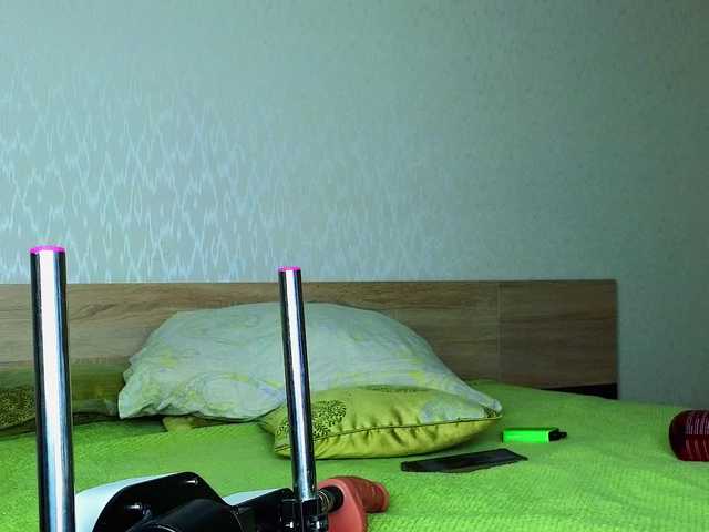Adelina-Cowell live cam on BongaCams