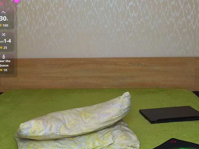 Adelina-Cowell live cam on BongaCams