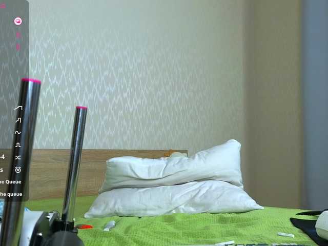 Adelina-Cowell's BongaCams show and profile