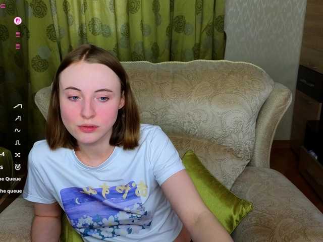 adelina-cowell live sex
