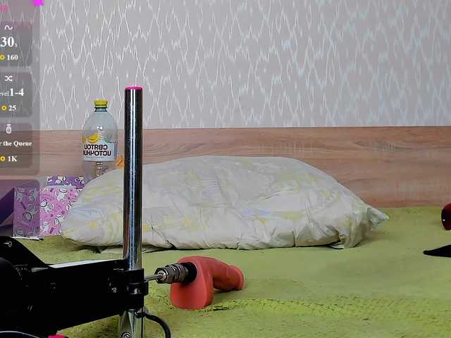 Adelina-Cowell live cam on BongaCams