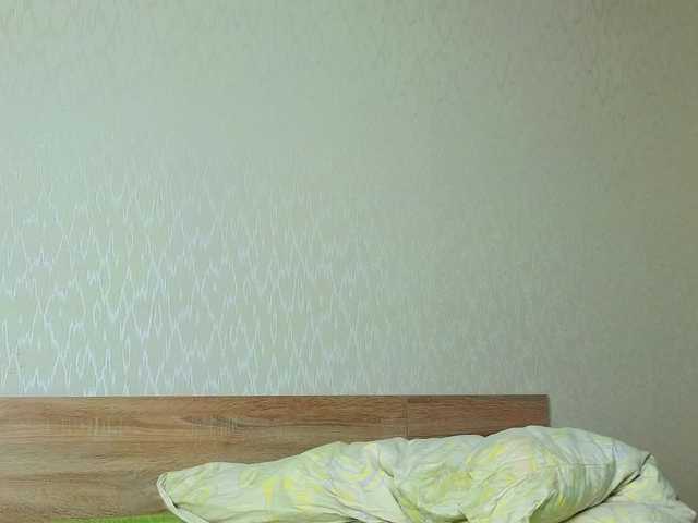 Adelina-Cowell live cam on BongaCams