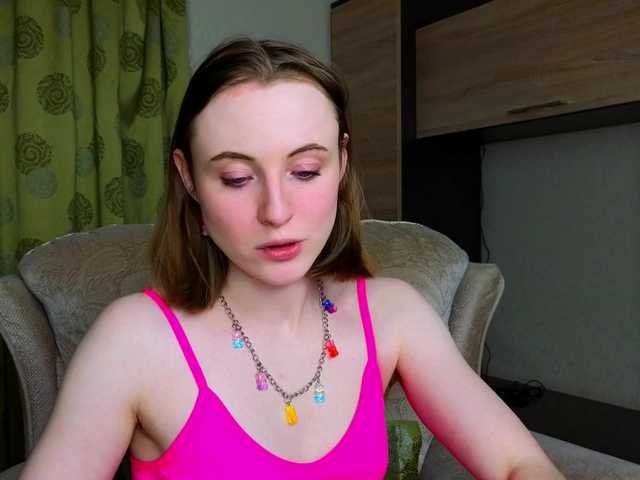 adelina-cowell live sex show