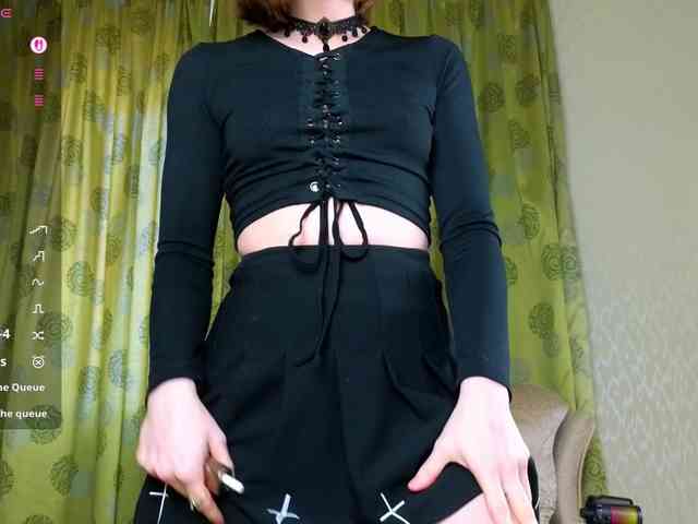 Adelina-Cowell webcam