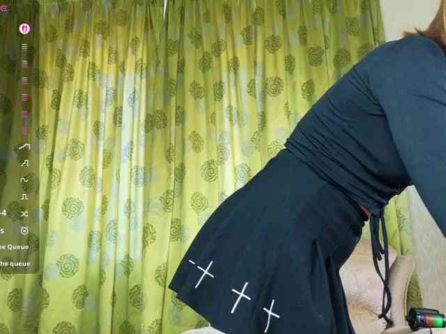 Adelina-Cowell webcam