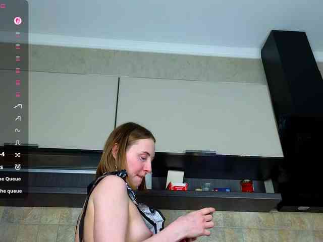 Adelina-Cowell webcam