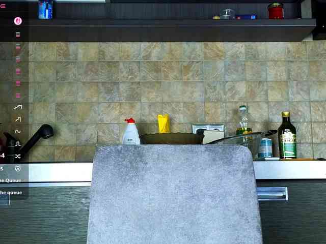 Adelina-Cowell webcam