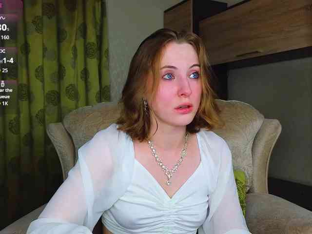 Adelina-Cowell webcam