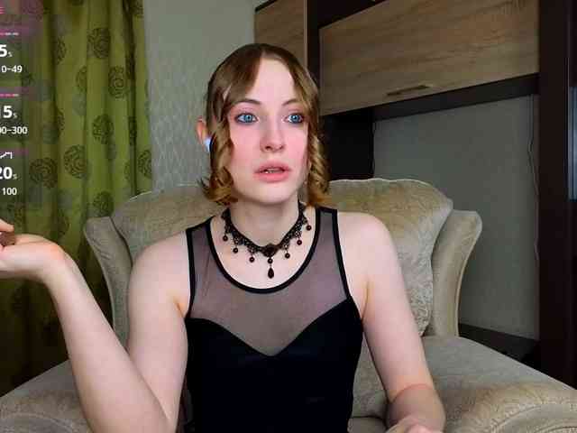 Adelina-Cowell webcam