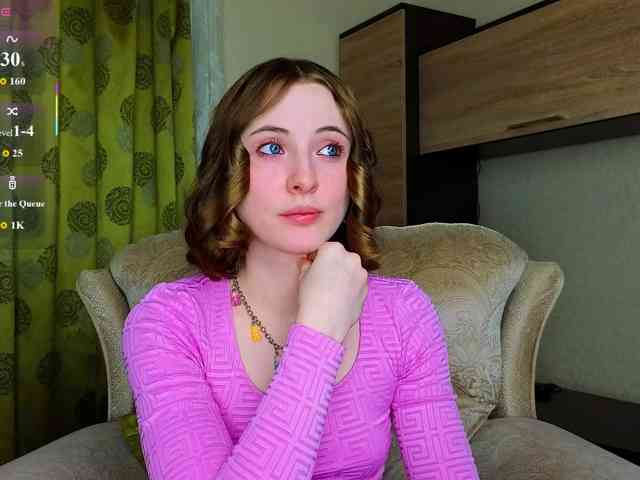 Adelina-Cowell webcam