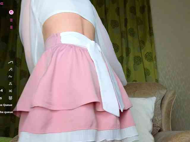 Adelina-Cowell webcam