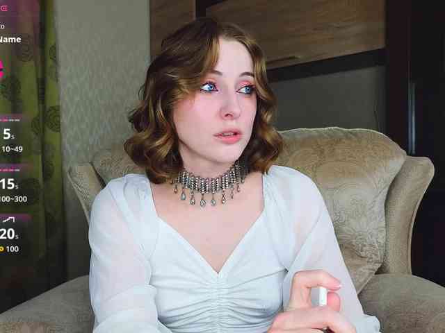 Adelina-Cowell webcam