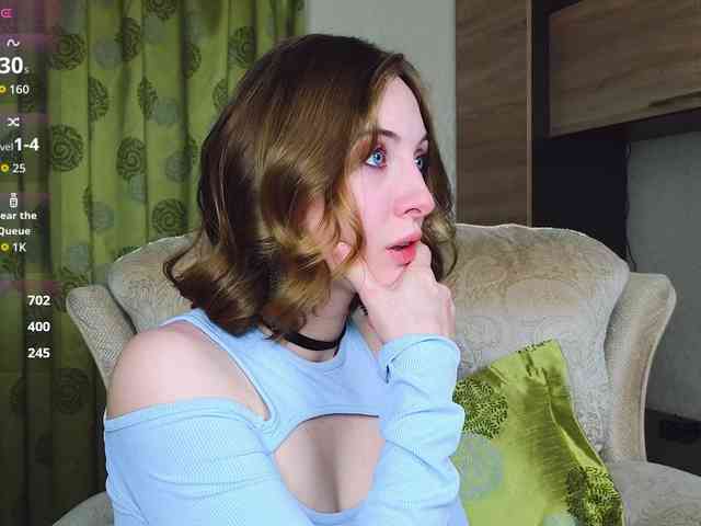 Adelina-Cowell webcam