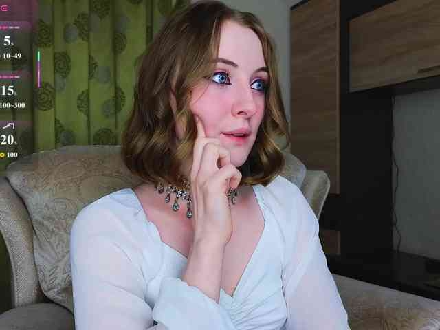 Adelina-Cowell webcam