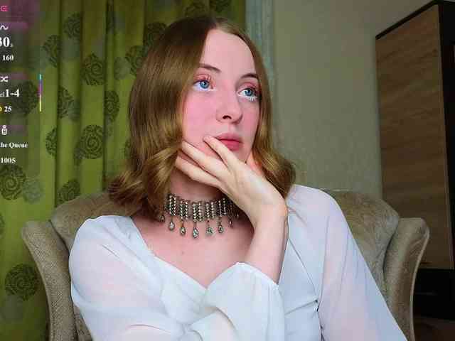 Adelina-Cowell webcam