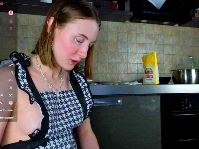 Adelina-Cowell webcam