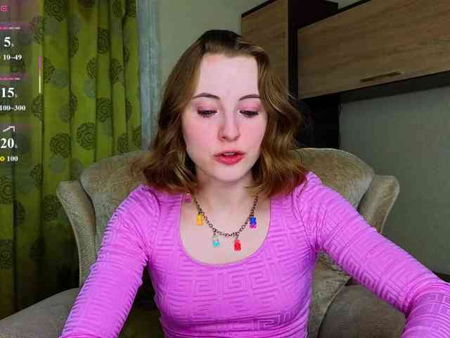 Adelina-Cowell webcam