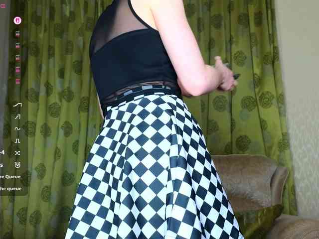 Adelina-Cowell webcam