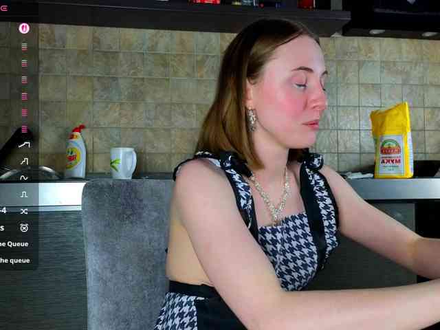 Adelina-Cowell webcam