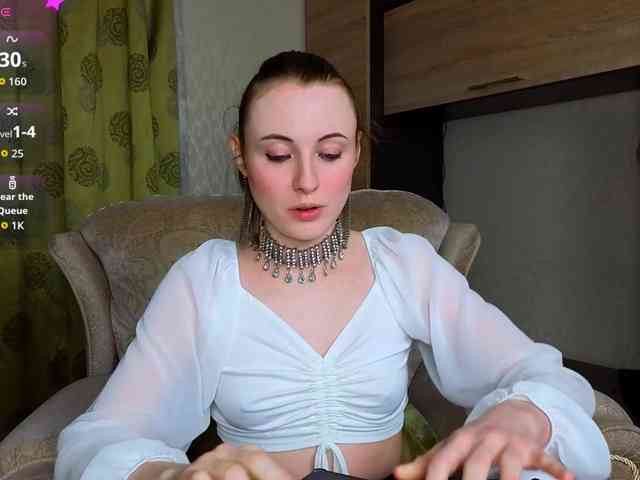 Adelina-Cowell webcam