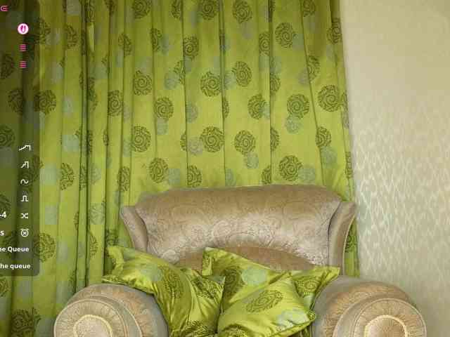 Adelina-Cowell webcam