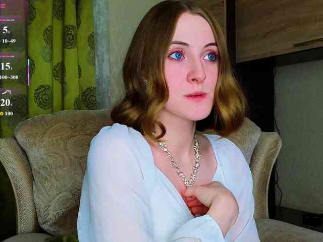 Adelina-Cowell webcam