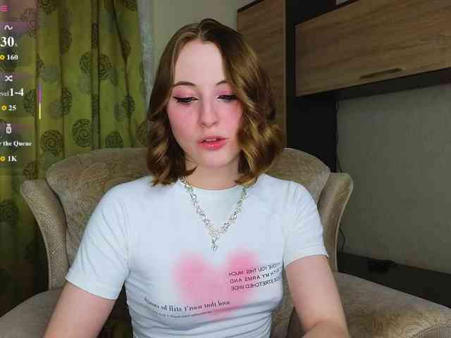 Adelina-Cowell webcam