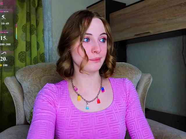 Adelina-Cowell webcam
