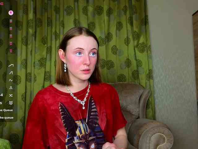 Adelina-Cowell webcam