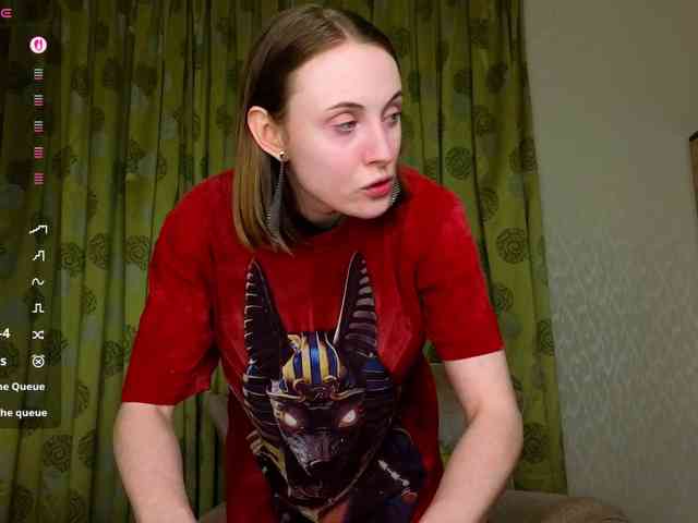 Adelina-Cowell webcam