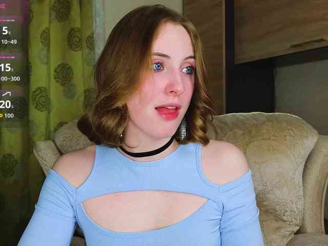 Adelina-Cowell webcam