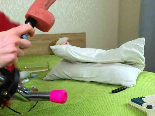 Adelina-Cowell webcam