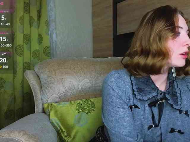 Adelina-Cowell webcam
