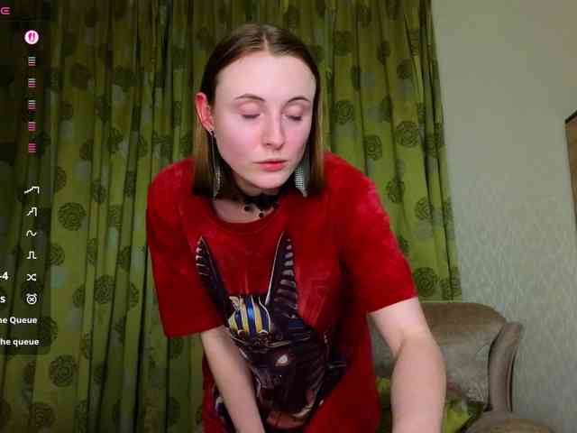 Adelina-Cowell webcam