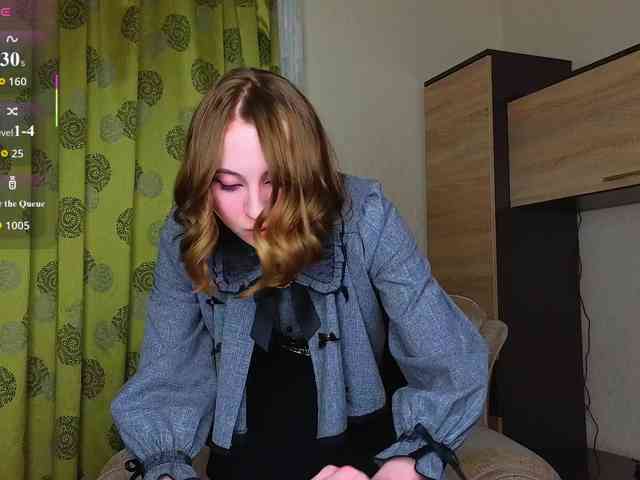 Adelina-Cowell webcam