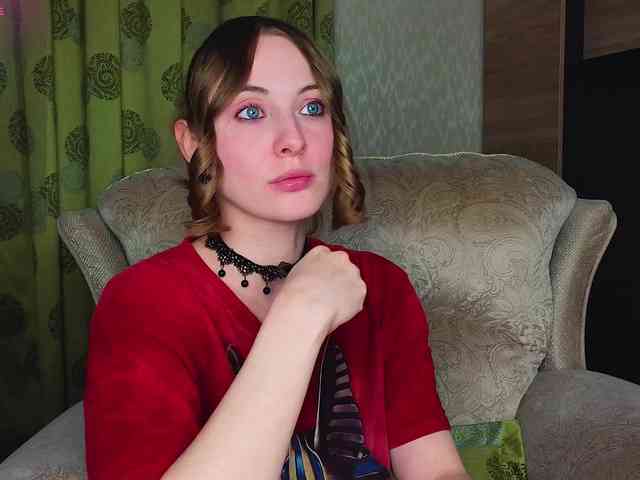 Adelina-Cowell webcam