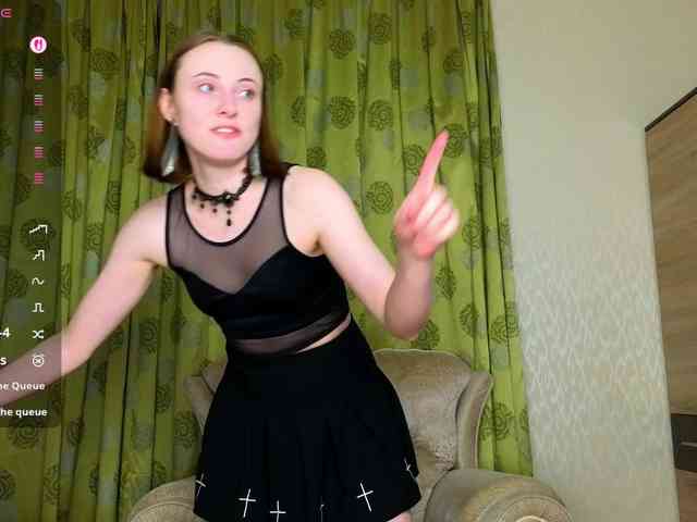 Adelina-Cowell webcam