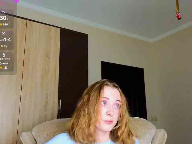 Adelina-Cowell webcam