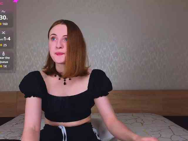Adelina-Cowell webcam