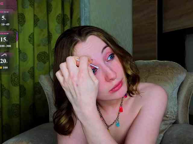 Adelina-Cowell webcam