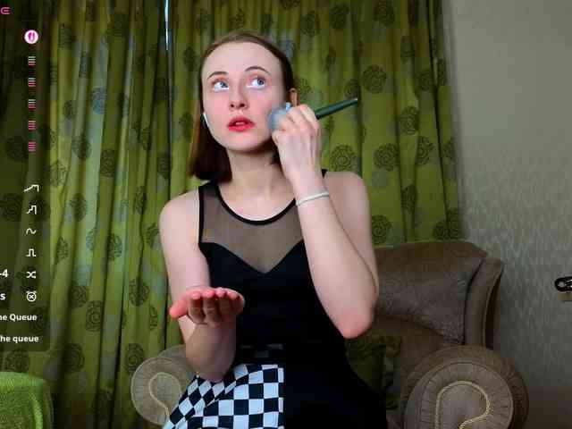Adelina-Cowell webcam