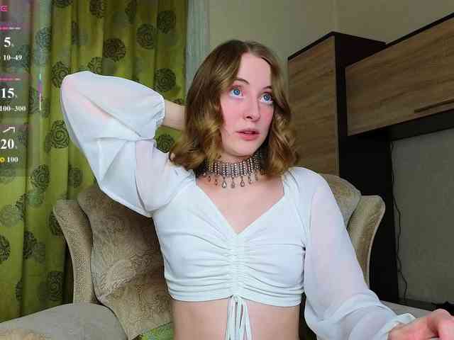 Adelina-Cowell webcam