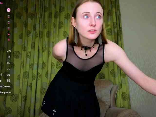 Adelina-Cowell webcam