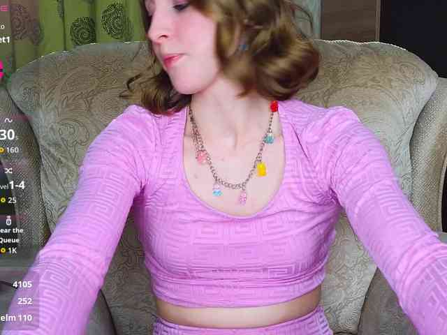 Adelina-Cowell webcam